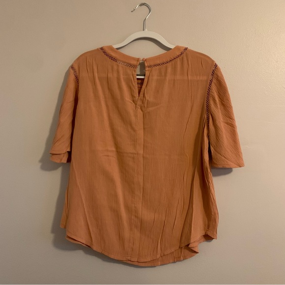 Ava Viv Coral Cringle Blouse - Picture 2 of 3